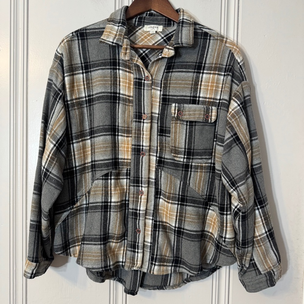 Umgee Plaid‎ Oversize long sleeve Shacket Button Down Shirt Size Small Women